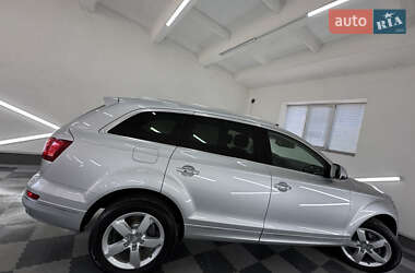 Позашляховик / Кросовер Audi Q7 2013 в 