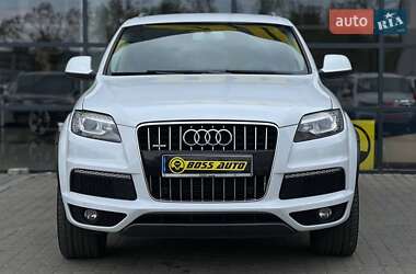 Внедорожник / Кроссовер Audi Q7 2014 в 