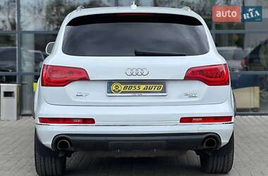 Внедорожник / Кроссовер Audi Q7 2014 в 