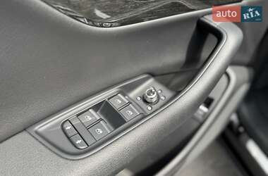 Внедорожник / Кроссовер Audi Q7 2016 в 