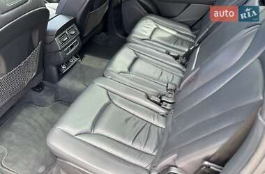 Внедорожник / Кроссовер Audi Q7 2016 в 