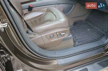 Внедорожник / Кроссовер Audi Q7 2013 в 