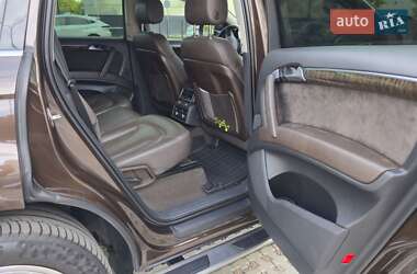 Внедорожник / Кроссовер Audi Q7 2013 в 