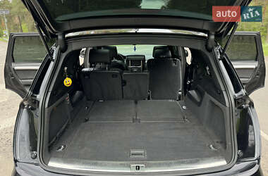 Внедорожник / Кроссовер Audi Q7 2010 в 