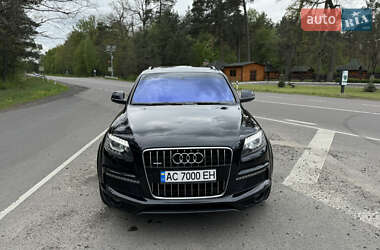 Внедорожник / Кроссовер Audi Q7 2010 в 