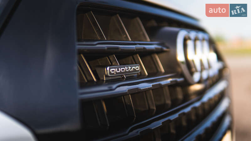 Внедорожник / Кроссовер Audi Q7 2017 в Львове
