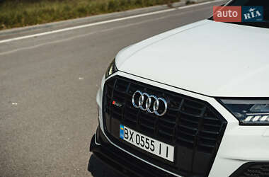 Внедорожник / Кроссовер Audi Q7 2020 в 