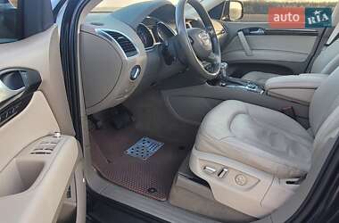 Внедорожник / Кроссовер Audi Q7 2012 в 