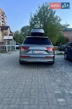 Внедорожник / Кроссовер Audi Q7 2015 в Сумах