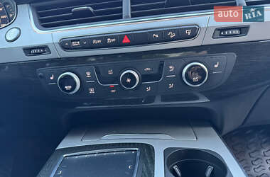 Позашляховик / Кросовер Audi Q7 2017 в 