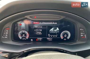 Внедорожник / Кроссовер Audi Q7 2021 в 