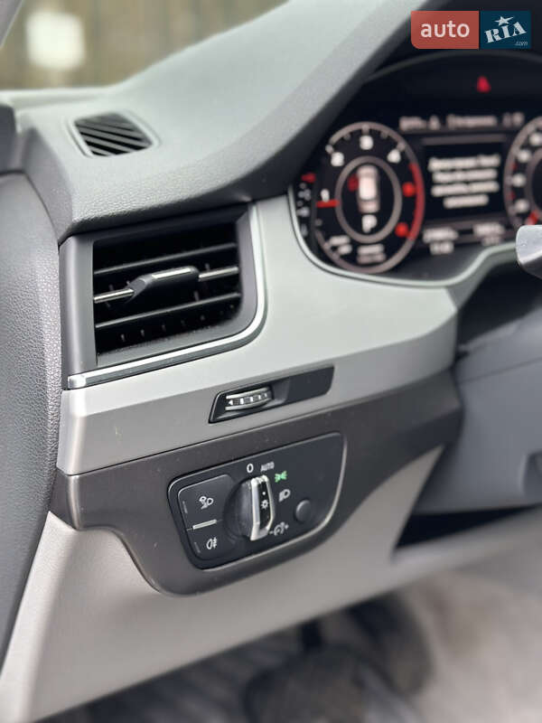 Внедорожник / Кроссовер Audi Q7 2016 в Сарнах
