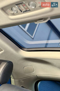 Позашляховик / Кросовер Audi Q7 2010 в 