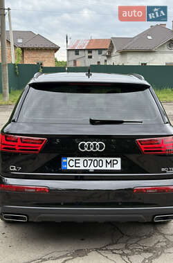 Внедорожник / Кроссовер Audi Q7 2019 в 