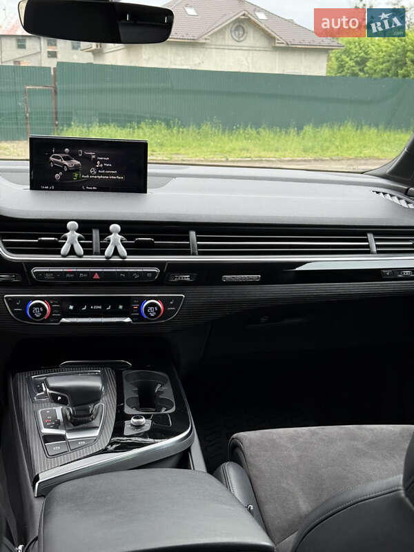 Позашляховик / Кросовер Audi Q7 2019 в Чернівцях
