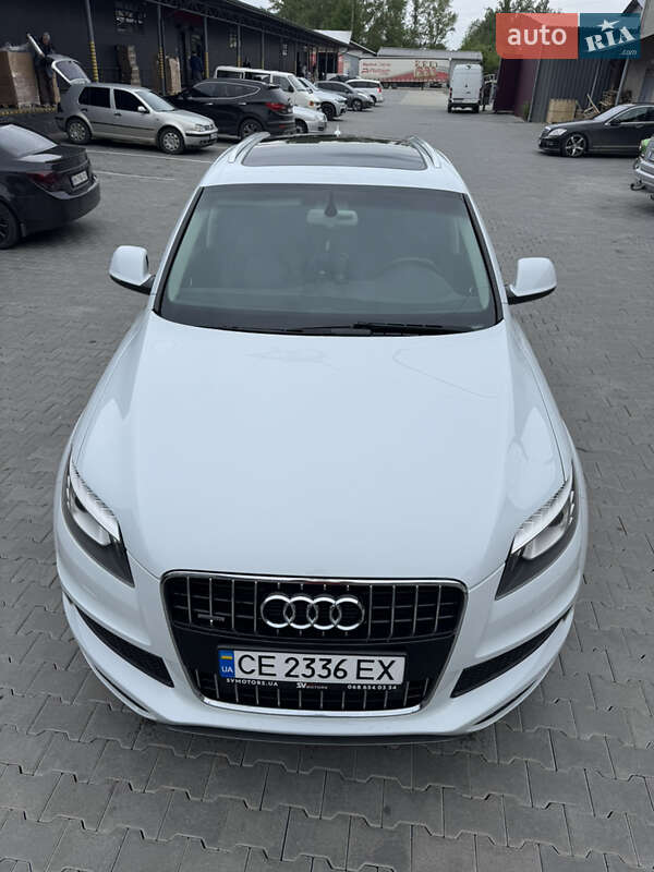 Внедорожник / Кроссовер Audi Q7 2013 в Черновцах