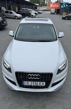 Позашляховик / Кросовер Audi Q7 2013 в 