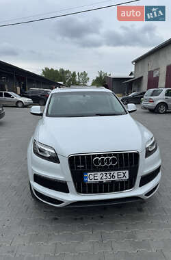 Позашляховик / Кросовер Audi Q7 2013 в 