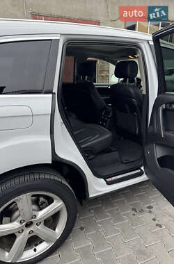 Позашляховик / Кросовер Audi Q7 2013 в 