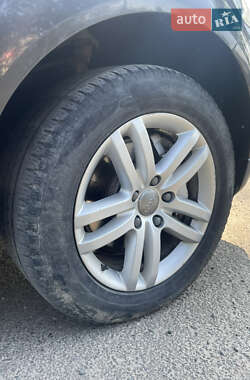 Внедорожник / Кроссовер Audi Q7 2009 в 