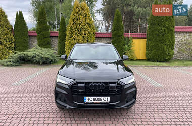 Внедорожник / Кроссовер Audi Q7 2022 в 