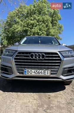 Внедорожник / Кроссовер Audi Q7 2017 в Запорожье