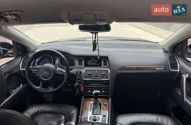 Внедорожник / Кроссовер Audi Q7 2012 в 