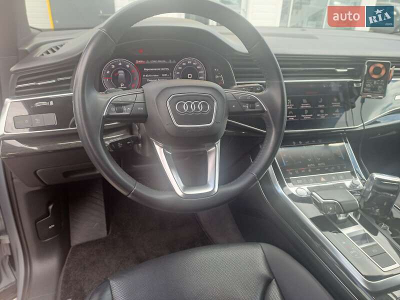 Внедорожник / Кроссовер Audi Q7 2020 в Умани