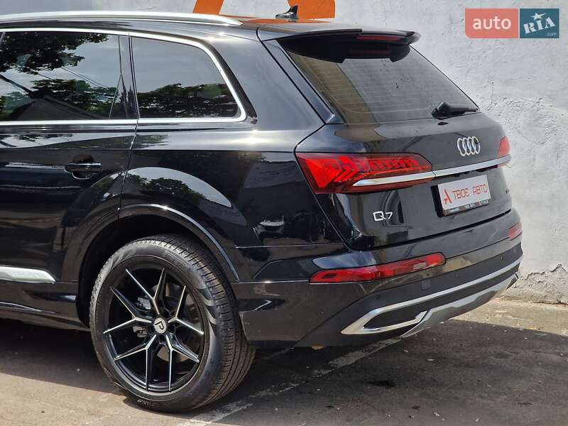 Внедорожник / Кроссовер Audi Q7 2021 в Одессе