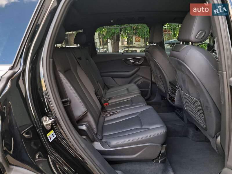 Внедорожник / Кроссовер Audi Q7 2021 в Одессе