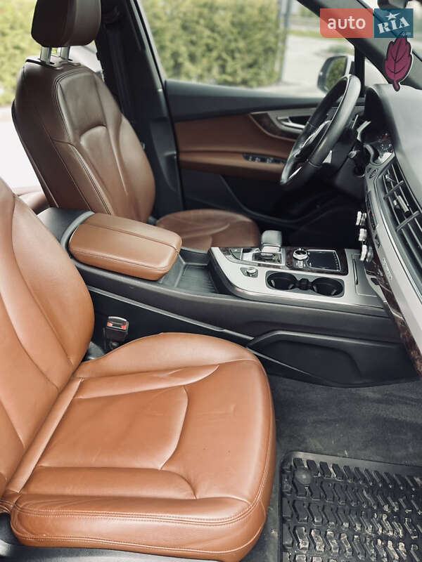 Внедорожник / Кроссовер Audi Q7 2018 в Виннице