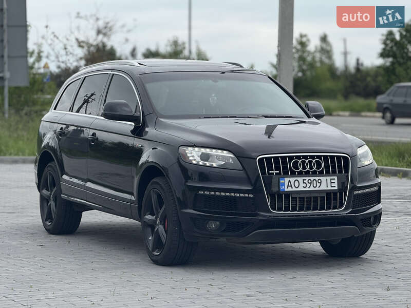 Внедорожник / Кроссовер Audi Q7 2011 в Ужгороде