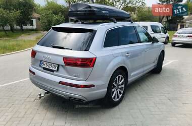 Внедорожник / Кроссовер Audi Q7 2018 в 