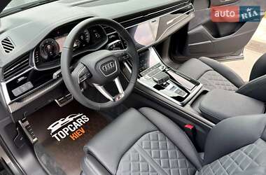 Позашляховик / Кросовер Audi Q7 2025 в 