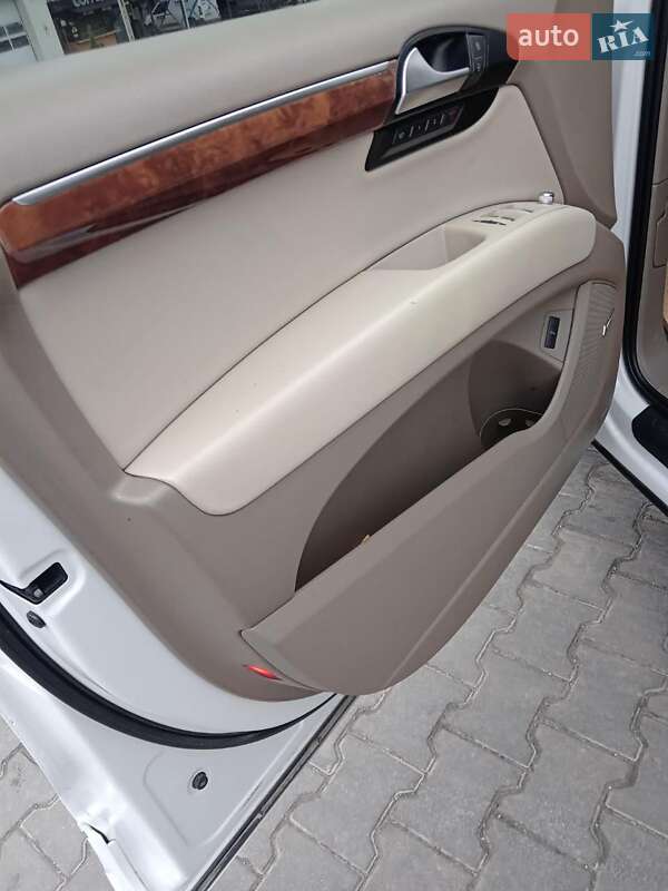 Внедорожник / Кроссовер Audi Q7 2013 в Тернополе