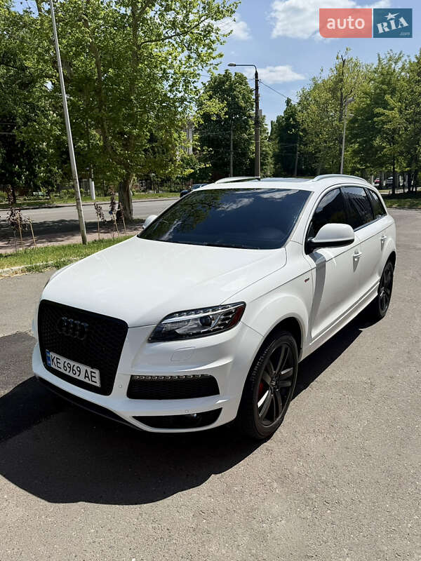 Внедорожник / Кроссовер Audi Q7 2012 в Одессе