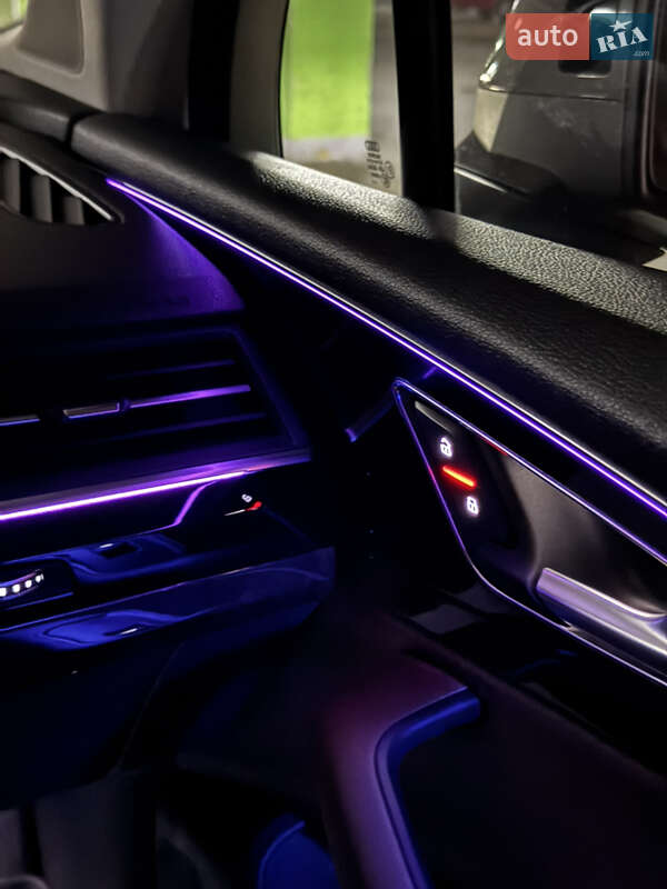 Позашляховик / Кросовер Audi Q7 2017 в Винниках