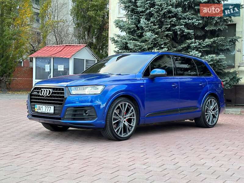 Внедорожник / Кроссовер Audi Q7 2016 в Харькове