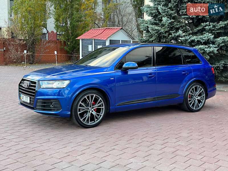 Внедорожник / Кроссовер Audi Q7 2016 в Харькове