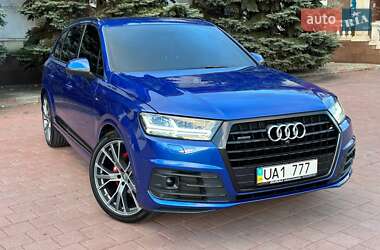 Позашляховик / Кросовер Audi Q7 2016 в 