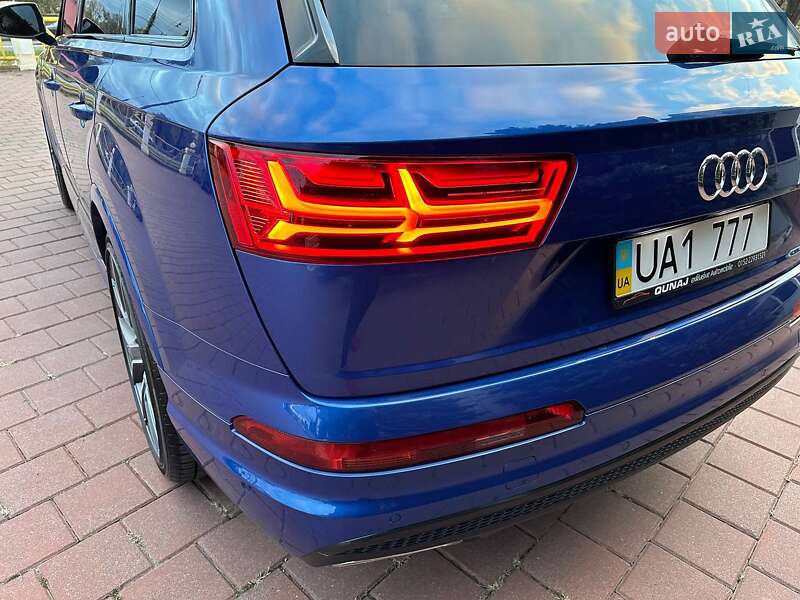 Внедорожник / Кроссовер Audi Q7 2016 в Харькове