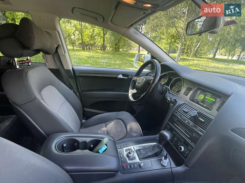 Позашляховик / Кросовер Audi Q7 2014 в Одесі