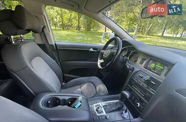 Внедорожник / Кроссовер Audi Q7 2014 в 