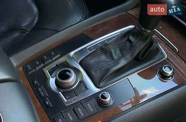 Внедорожник / Кроссовер Audi Q7 2013 в 