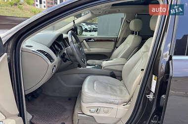 Внедорожник / Кроссовер Audi Q7 2011 в 