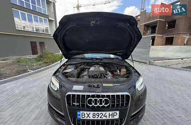 Внедорожник / Кроссовер Audi Q7 2011 в 