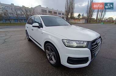 Внедорожник / Кроссовер Audi Q7 2017 в Днепре