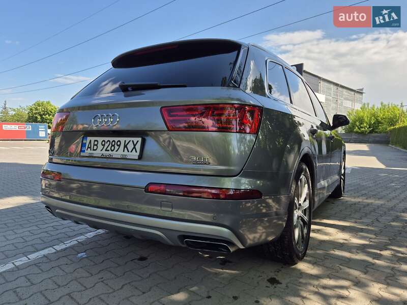 Внедорожник / Кроссовер Audi Q7 2017 в Виннице