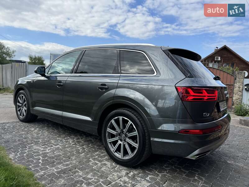 Позашляховик / Кросовер Audi Q7 2018 в Києві фото 9 Позашляховик / Кросовер Audi Q7 2018 в Києві