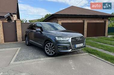 Позашляховик / Кросовер Audi Q7 2018 в Києві